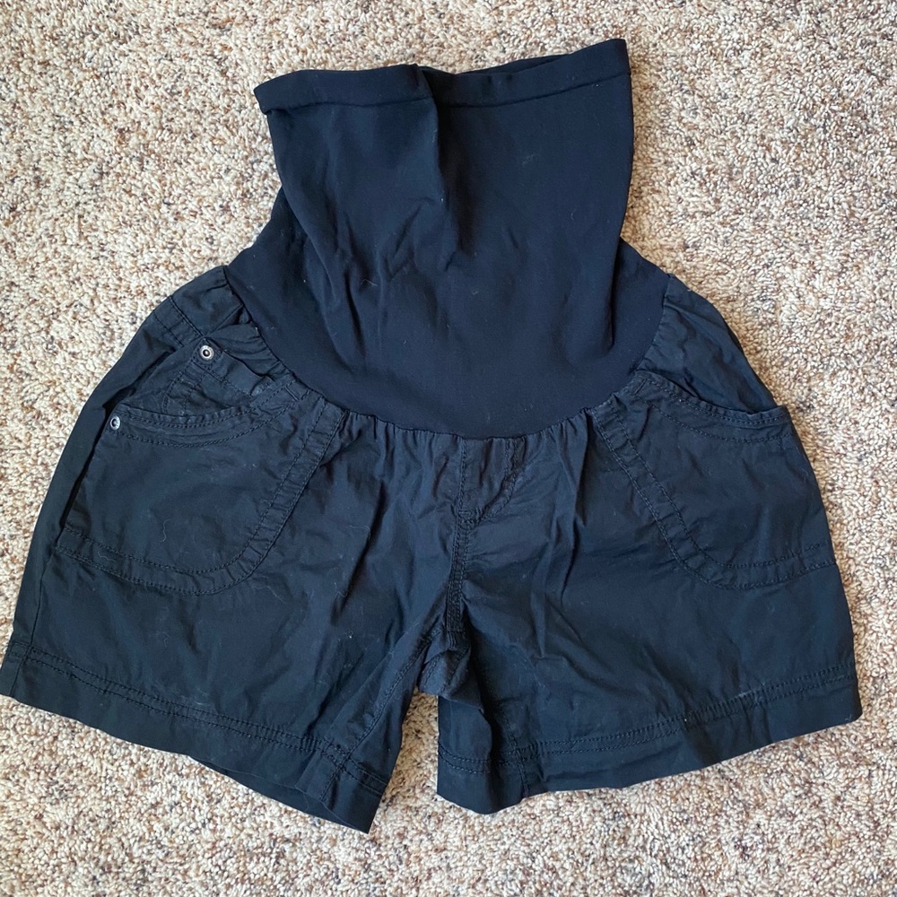 Maternity shorts